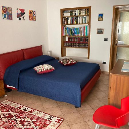 B&B Marsiglia Сассари Экстерьер фото